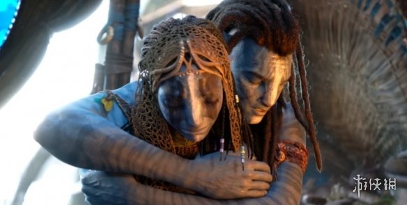 《阿凡达3火与烬》公布新剧照 反派灰烬族头人瓦朗亮相(图3)