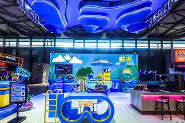 潜水员戴夫现身ChinaJoy，制作人黄载皓入驻微博