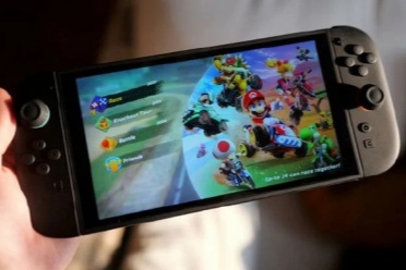 父子网购Switch 2却是一个空箱，快递员涉嫌监守自盗