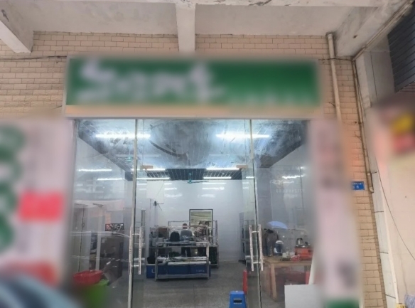 点外卖小心AI实景图！虚假火爆店铺背后或为无证作坊(图8)