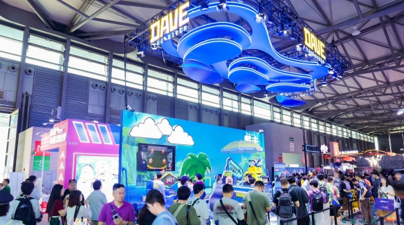 潜水员戴夫现身ChinaJoy，制作人黄载皓入驻微博(图2)