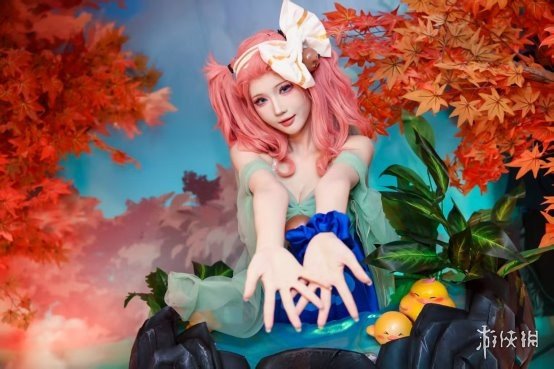 LOL生日会牌面，各女神COSER亲临现场！(图13)