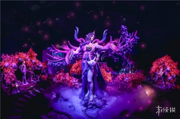 LOL生日会牌面，各女神COSER亲临现场！(图4)