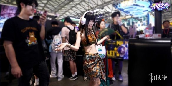 【CJ火爆直击】《舞动之夜：狂欢》展台燃爆ChinaJoy 2025！人潮、热舞、游戏，根本停不下来！(图3)