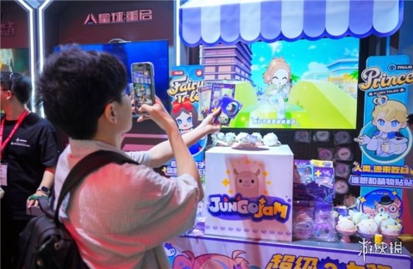 朝夕光年首次亮相ChinaJoy  携多款新游矩阵震撼登场(图10)