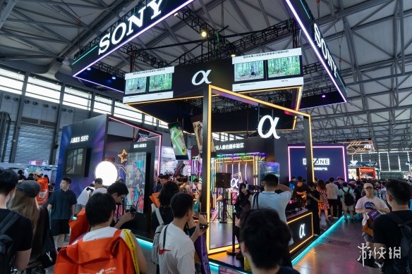 索尼亮相2025 China Joy，影像电竞双线布局打造沉浸体验(图2)