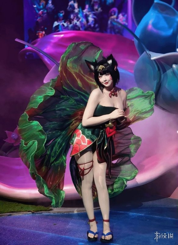 游侠晚报：《Peak》遭山寨！美女韩援coser终止合作(图2)