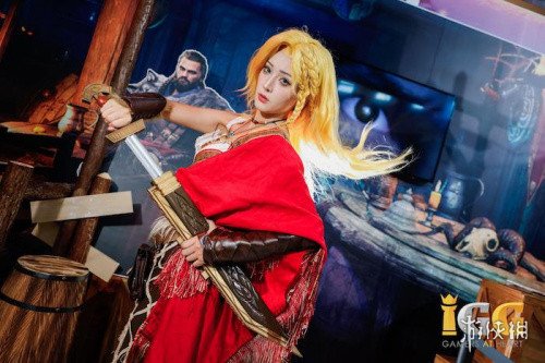 韩国人气Coser闪耀展区，会玩梗的IGG承包了2025ChinaJoy玩家的所有尖叫(图5)