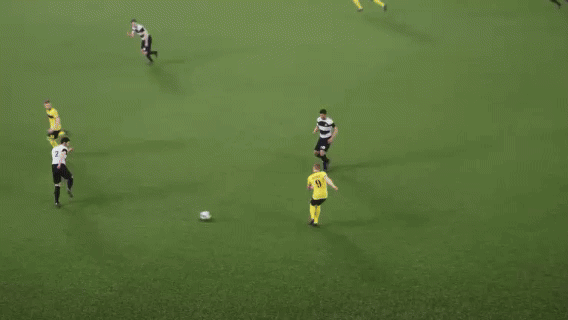 他的那一脚，踢出了整个盛夏！(图8)