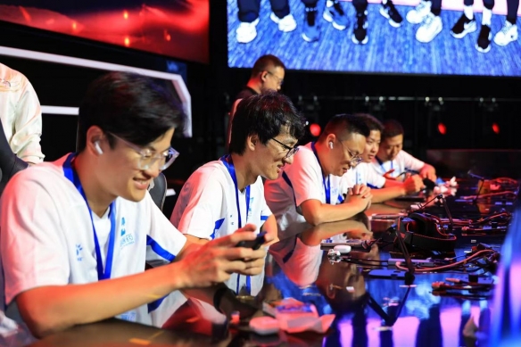 第七季朝阳职工文体嘉年华“荣耀朝阳”第二届职工电竞比赛完美收官(图2)