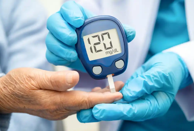 “血糖”指的是血液中哪种物质的含量？