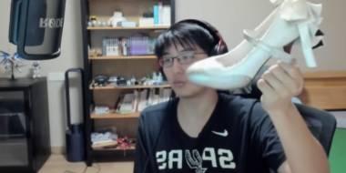 假擦边真绝活，风靡外网的“麻辣鸡蹲”挑战给我看麻了