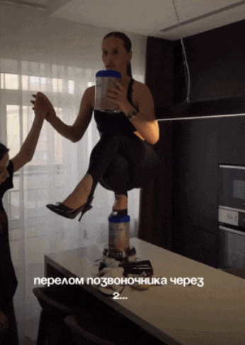 假擦边真绝活，风靡外网的“麻辣鸡蹲”挑战给我看麻了(图14)