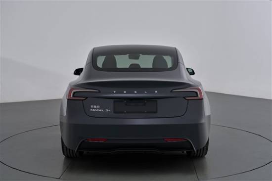 Model 3长续航后轮驱动版开卖！续航830公里太强了(图2)