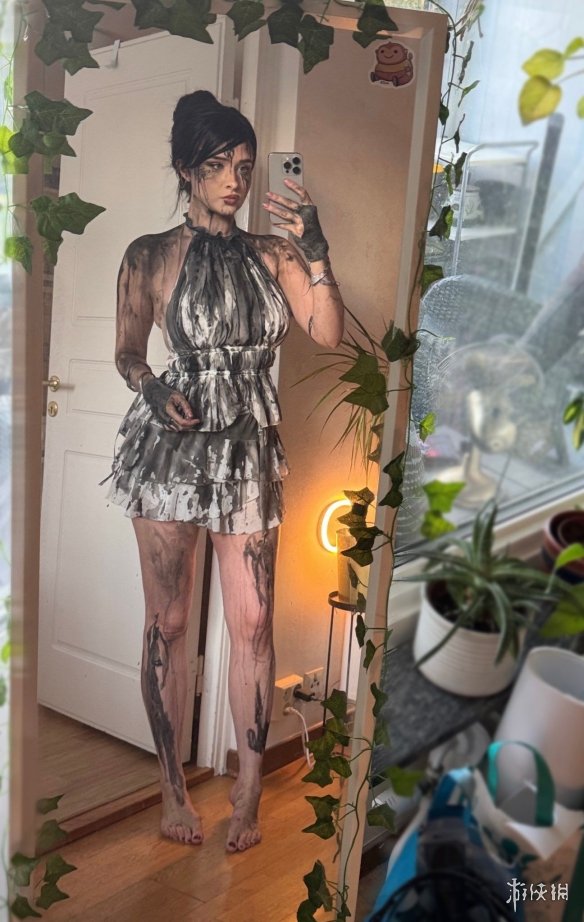 Coser获小岛秀夫转发超兴奋！直言:他看见了我的脚趾!(图5)