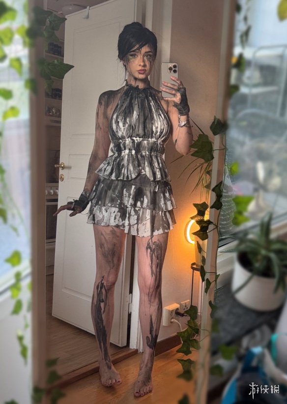 Coser获小岛秀夫转发超兴奋！直言:他看见了我的脚趾!(图6)