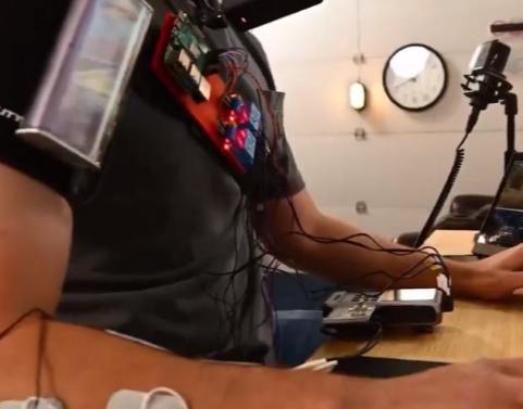 这都拿命开挂了！国外博主自创