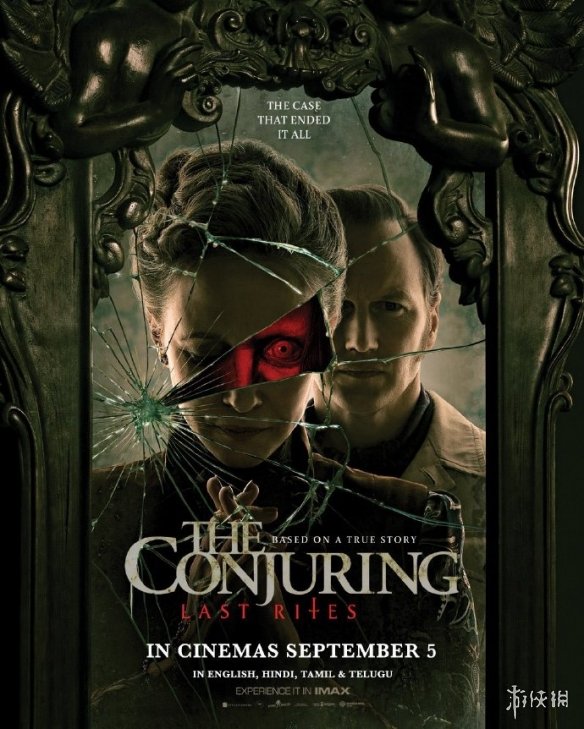 《招魂4》国际版海报公开 直视镜子下的恐怖眼神(图1)