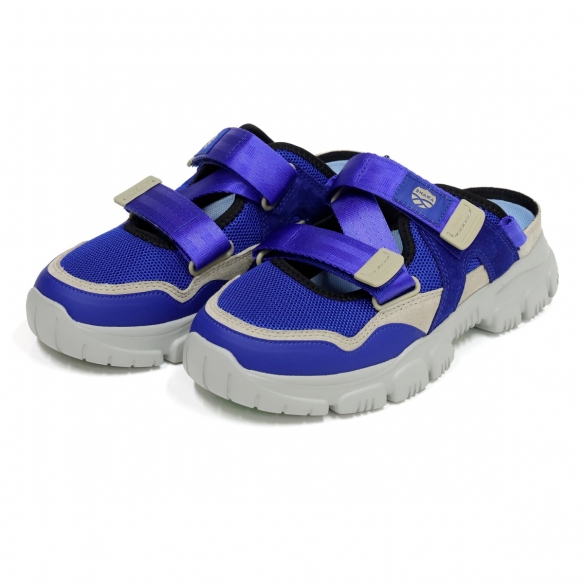 《新世纪福音战士》与SHAKA联名系列凉鞋即将推出(图3)