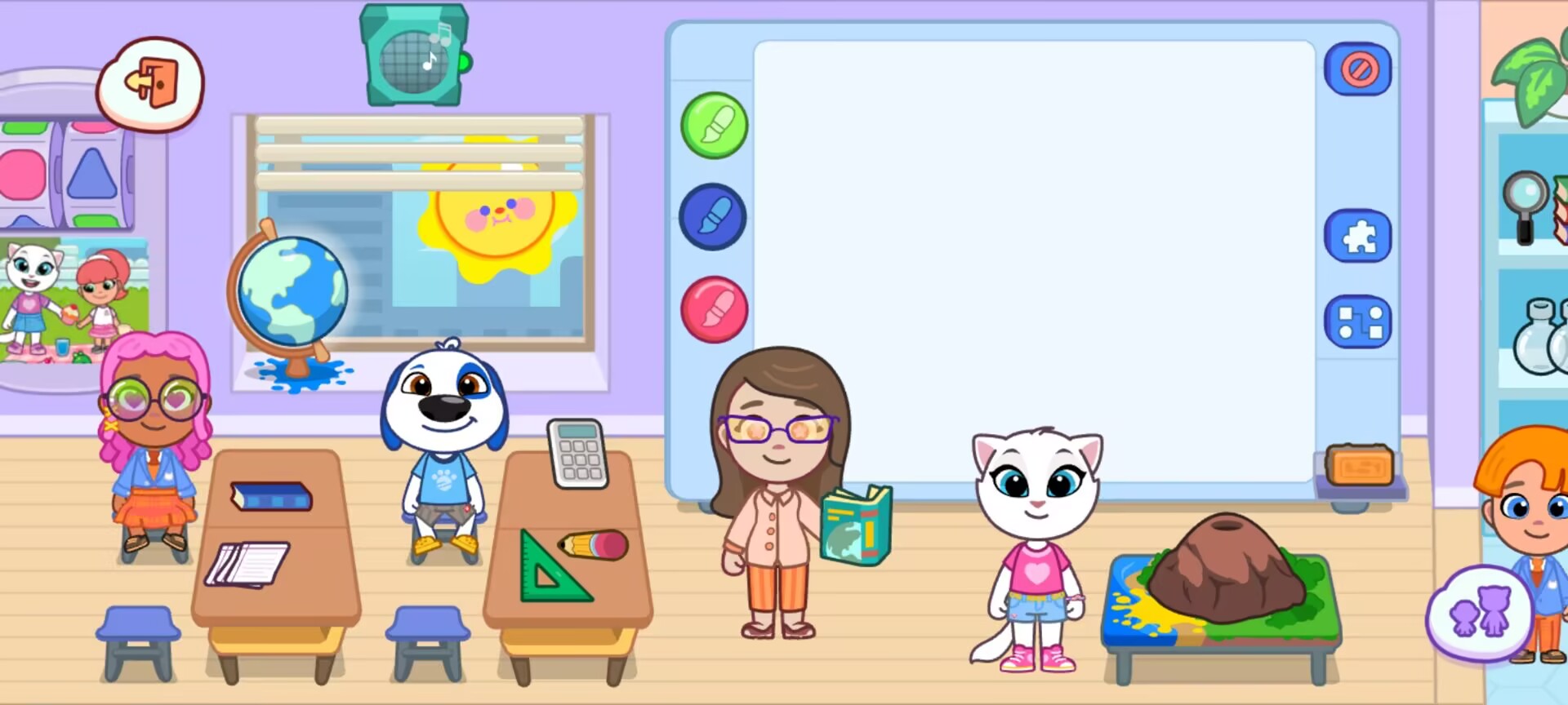 《汤姆猫小镇》学校场景探索玩法