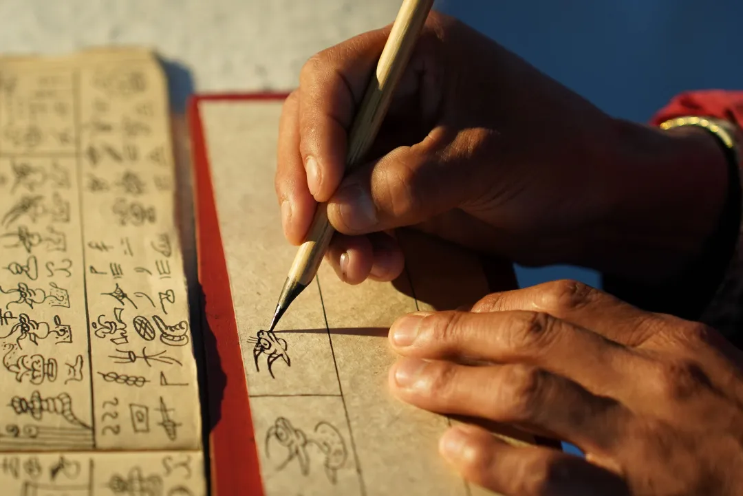 云南丽江纳西族联动外观上线，将千年非遗复刻进游戏，共赏民族文化之美~