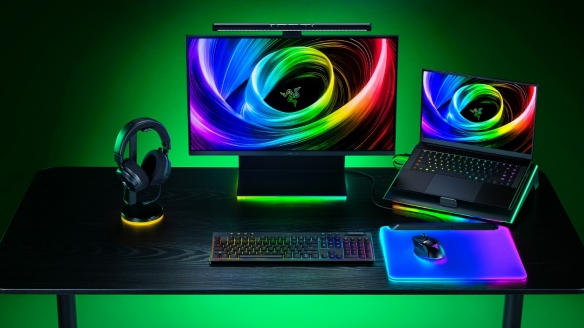 RAZER发布黑寡妇蜘蛛 V4 矮轴超薄游戏键盘系列(图3)