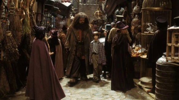 魔法再现伦敦，HBO《哈利波特》剧集新路透视频曝光(图2)