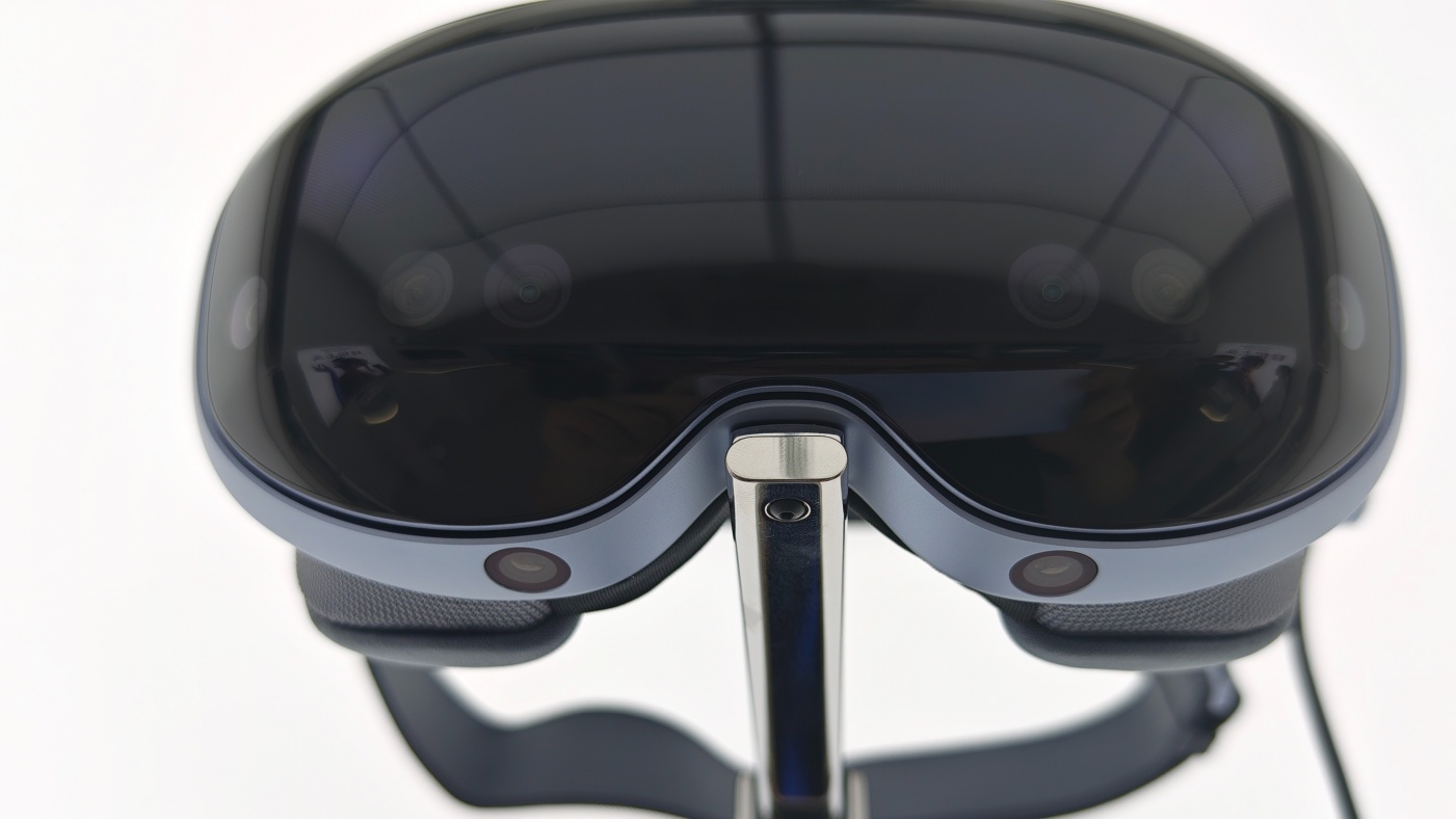 vivo执行副总裁：vivo Vision价格将落在1万元附近