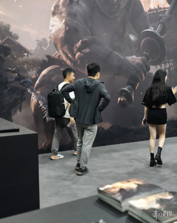 10分钟停止排队，500平米试玩区爆满！《影之刃零》成科隆展最拥挤打卡地(图3)