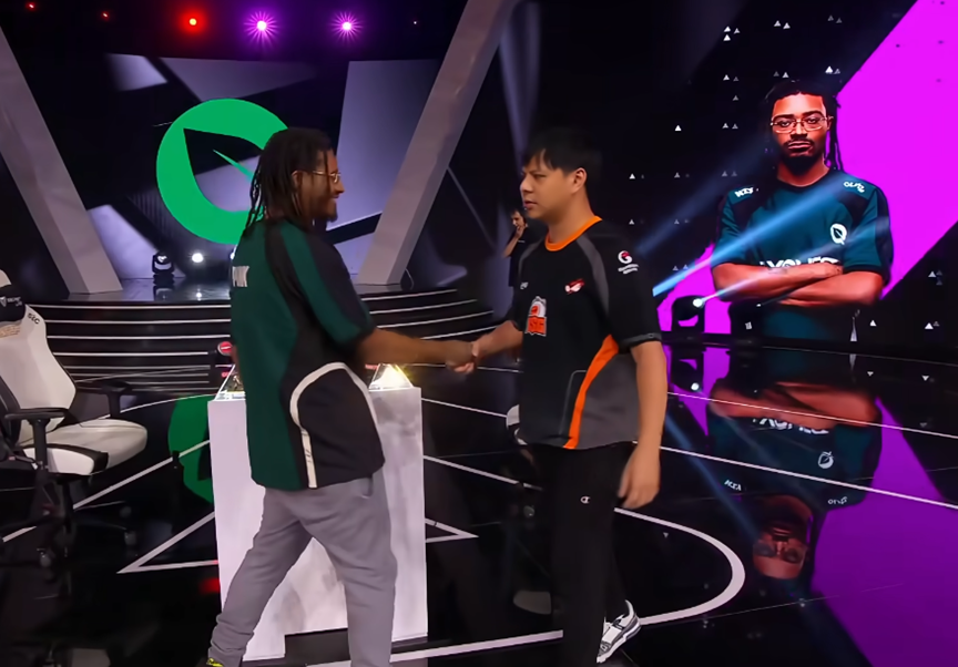 在赛场上捡了个手柄，这下得被人唠一辈子了(图17)