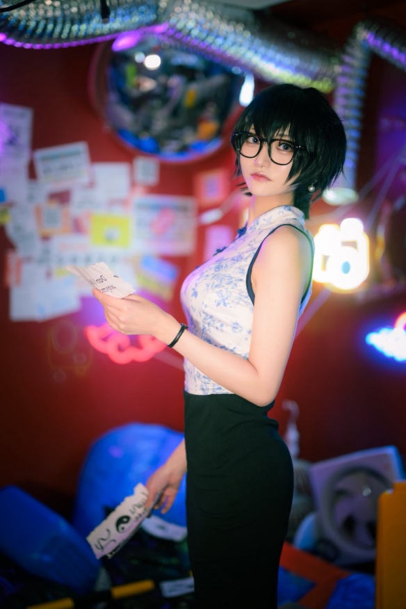 Coser扮《九龙大众浪漫》女主角“鲸井令子”获好评(图5)