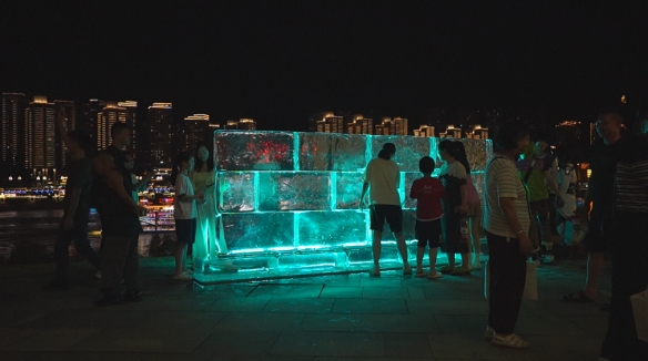 潮流电竞遇见山城风华 ——无畏契约嘉年华与重庆的精彩相遇(图4)