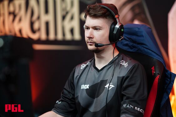 每个游戏都有自己的大蛇丸，盘点那些电竞圈里的常青树(图3)