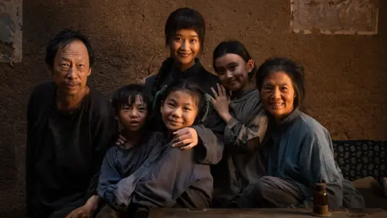 生万物银子的孩子是谁的