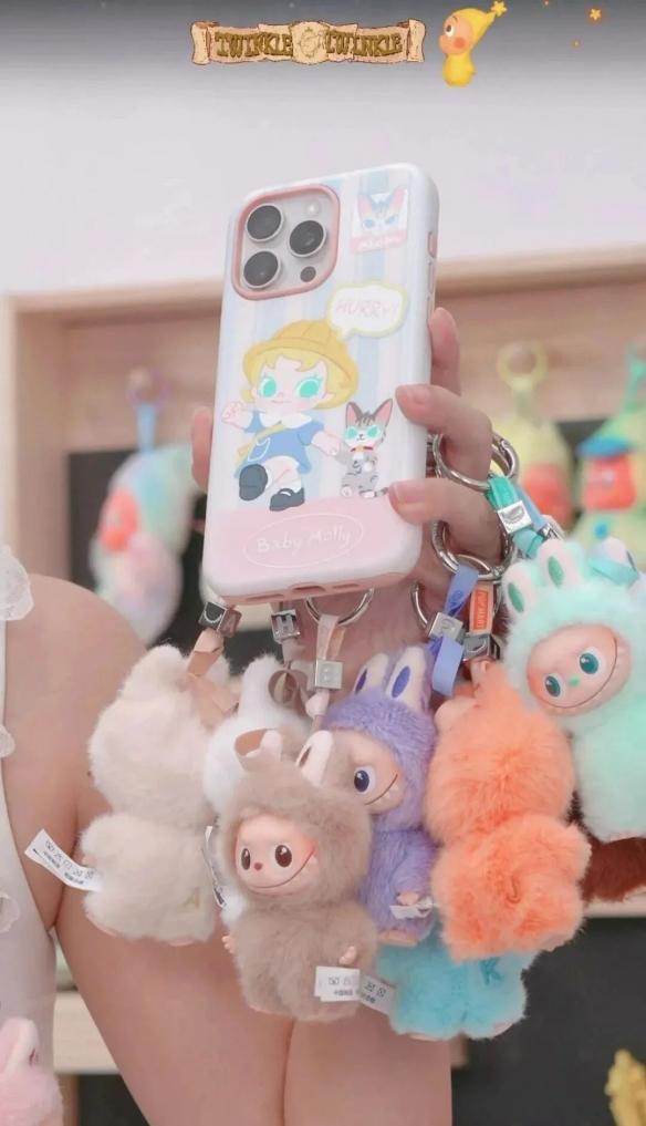 首发71万单现货，迷你LABUBU抛弃了黄牛(图11)