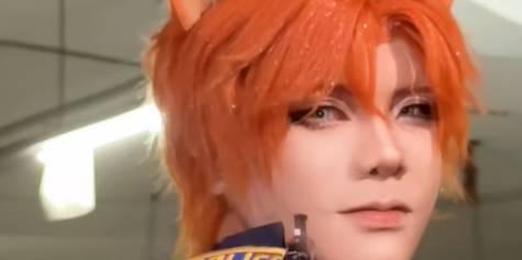 这不是cos圈，这是画皮圈！给刀哥也吃上颜值饭了属于是。