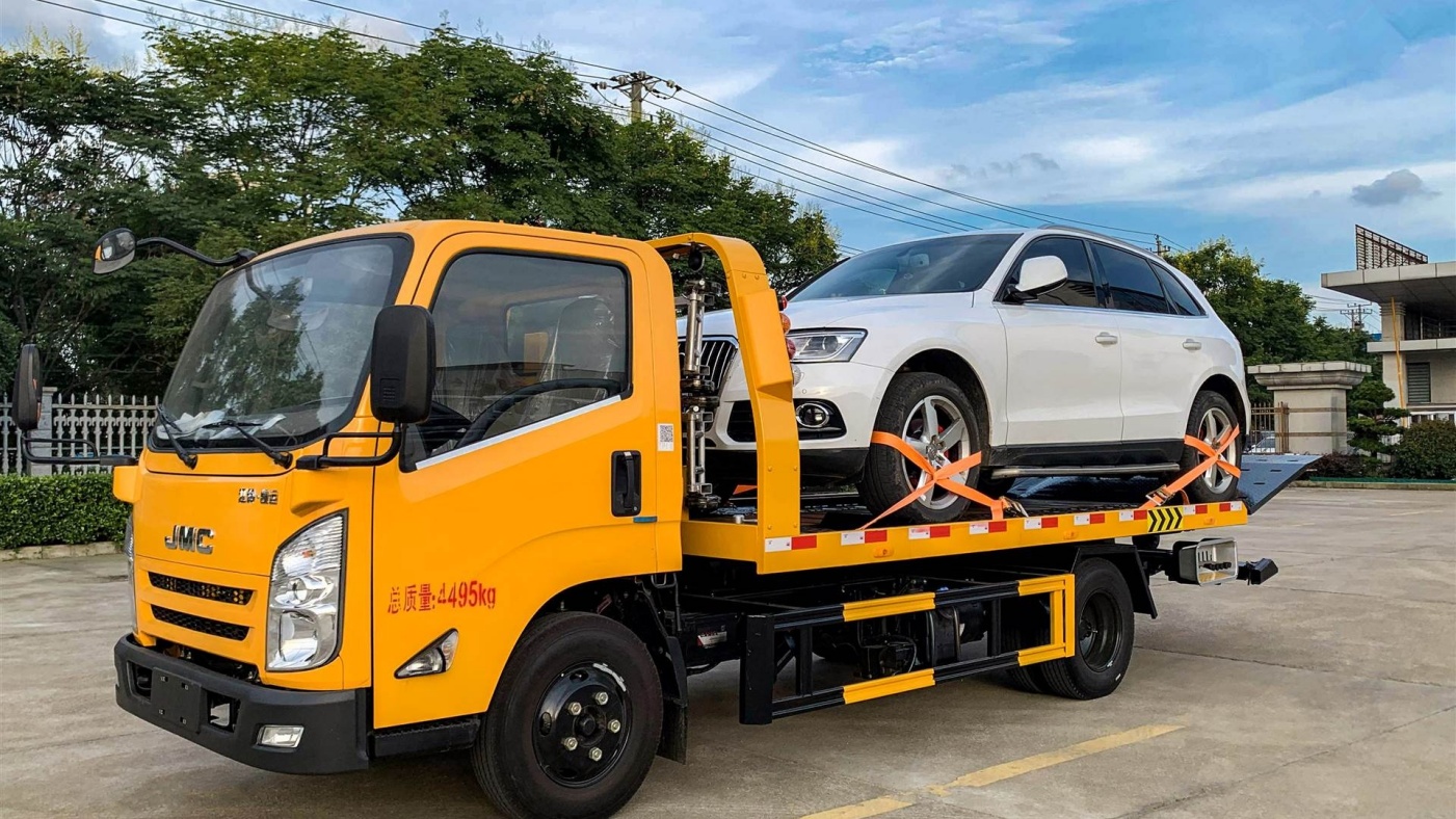 江苏出台首例高速公路免费救援政策！免费拖车、吊车