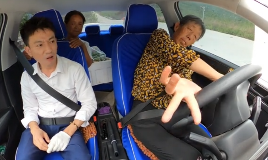 在54号考生和睡觉哥后，驾考英雄又迎来了重磅更新(图2)