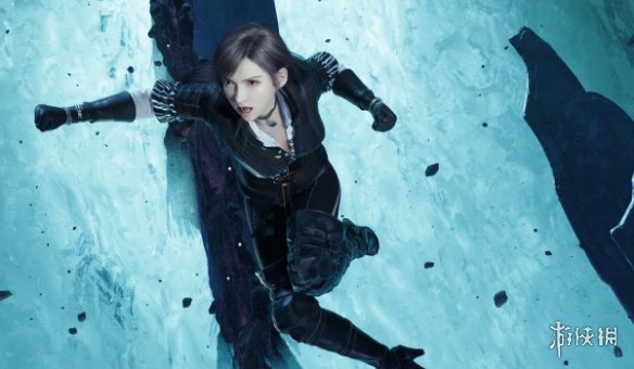 《最终幻想7重生》蒂法范格堡MOD！皮甲战痕+银剑挂件(图2)