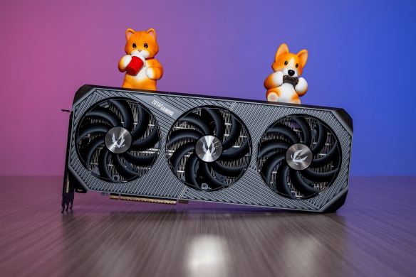 当下旗舰的最优选：索泰 RTX 5090 D v2 SOLID评测(图1)