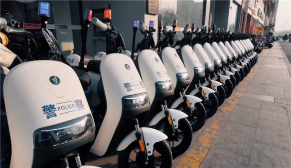 九号公司警务用车再添新成员 N85c在河南洛阳正式“上岗”(图2)