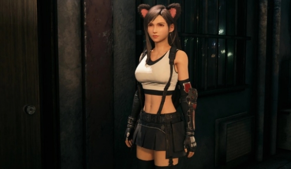 《FF7重生》猫耳蒂法MOD！动态耳尾+战斗呼噜音效(图1)