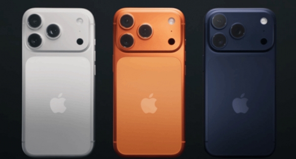 iPhone 17系列维修价格公开：电池809元 换屏2698元！(图1)