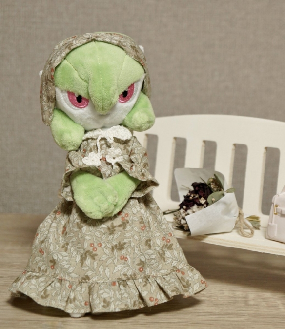 《宝可梦》的时尚日常：为迷你手办亲手制作百变服装(图3)