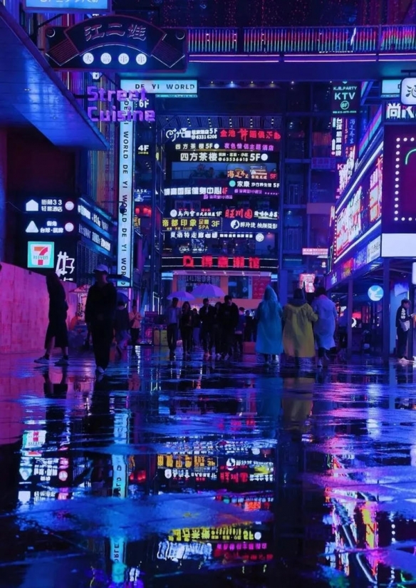 赛博2077游戏总监打卡重庆 感受现实版赛博朋克魅力(图4)