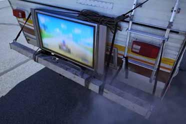 《索尼克赛车》广告片疑似“内涵”《马里奥赛车》