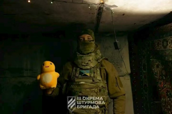 龙哥就是龙！喜欢奶龙的国际友人们有福了(图4)