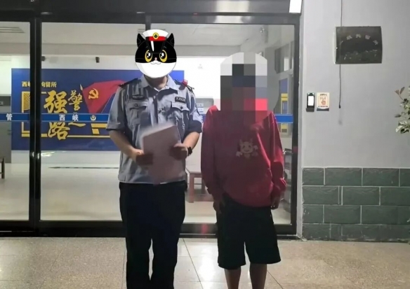 男子利用外卖平台漏洞恶意退款40余次！已被行政拘留(图1)
