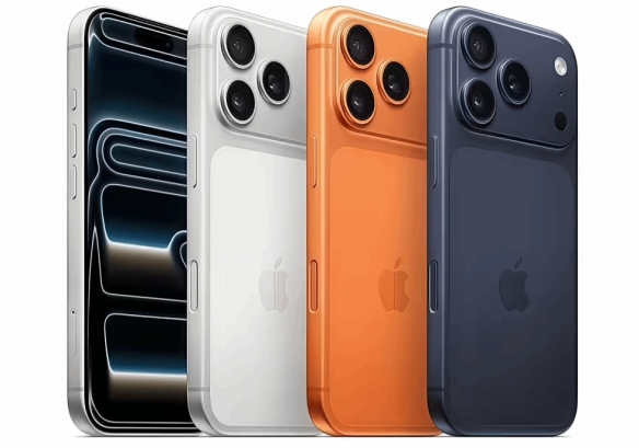 徐静雨评iPhone17 ProMax：功能鸡肋 外观非常丑陋！(图2)