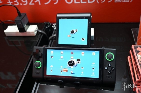 TGS2025展出：”变态“安卓掌机ONEXSUGAR SUGAR1(图1)